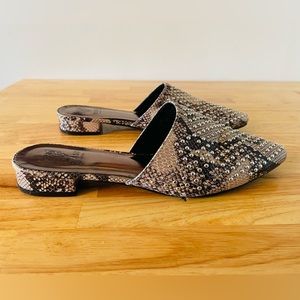 Beast Fashion Snake Print Studded Pointed Toe Mule Flats Women’s Size 7.5